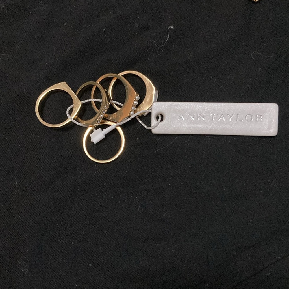 New Ann Taylor Gold Statement Ring Set - image 2